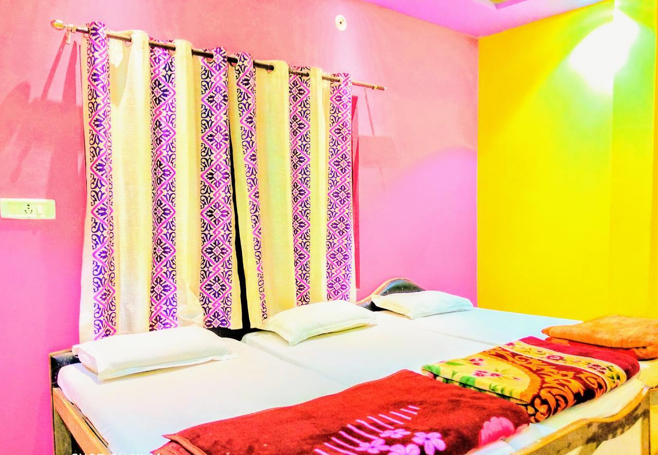 Shree Sai Paying Guest House Varanasi Exterior photo